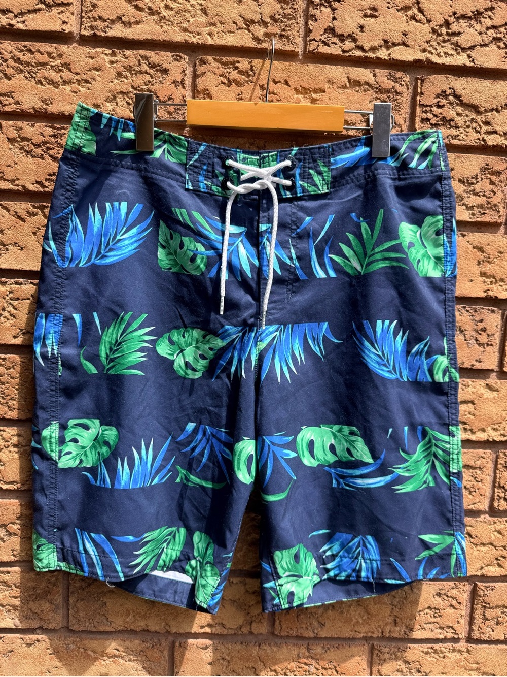 💫4/$25 • Hollister Navy and Green Tropical Swim Board Shorts